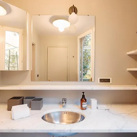 Lejlighed Carlo Alberto Charm & Terrace - Free Parking Torino