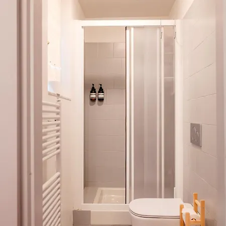 Daire Carlo Alberto Charm & Terrace - Free Parking *