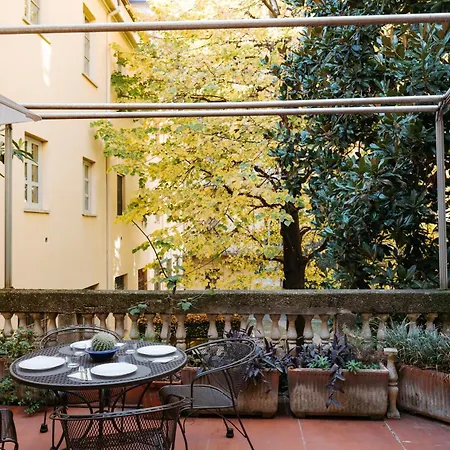 Daire Carlo Alberto Charm & Terrace - Free Parking Torino